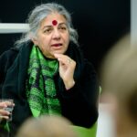 Vandana Shiva: Eine Pionierin für Biodiversität, Nachhaltigkeit und soziale Gerechtigkeit